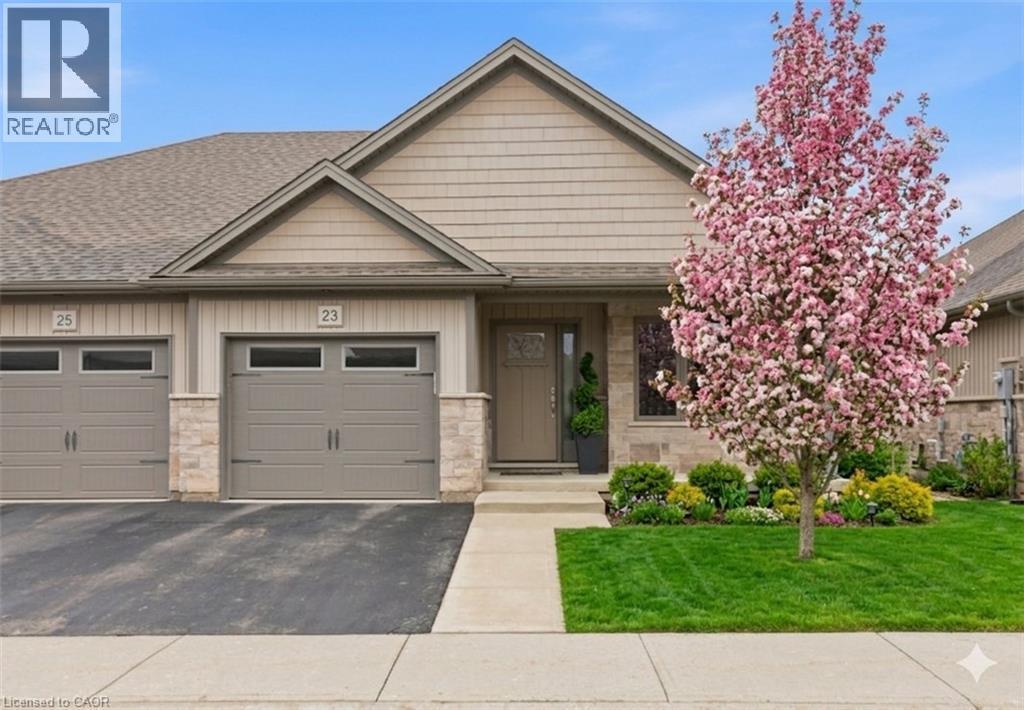 23 RICHARD Crescent, Smithville, Ontario