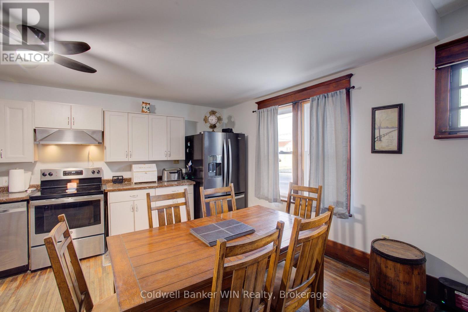 17 Arthur Street E, Minto, Ontario  N0G 1Z0 - Photo 12 - X12984258