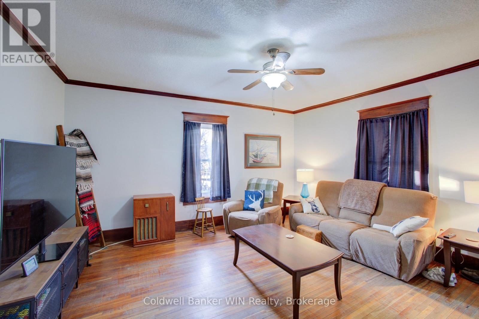 17 Arthur Street E, Minto, Ontario  N0G 1Z0 - Photo 7 - X12984258