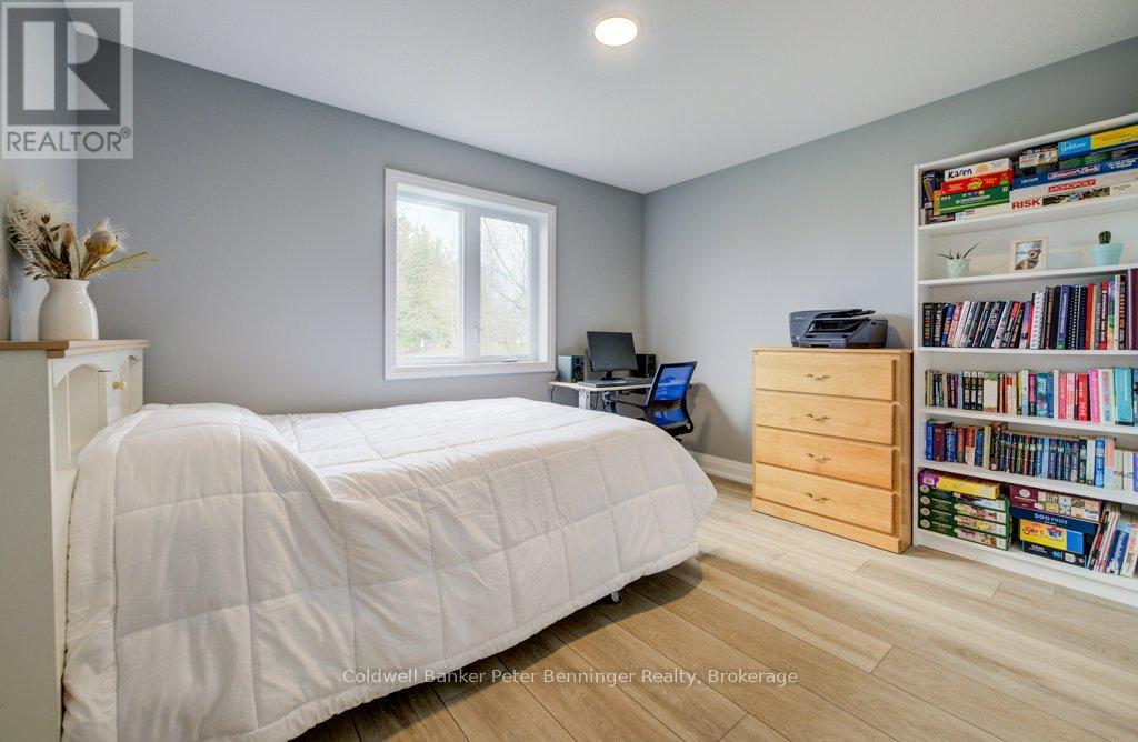 126 Second Street, Brockton, Ontario  N0G 2V0 - Photo 28 - X12984656