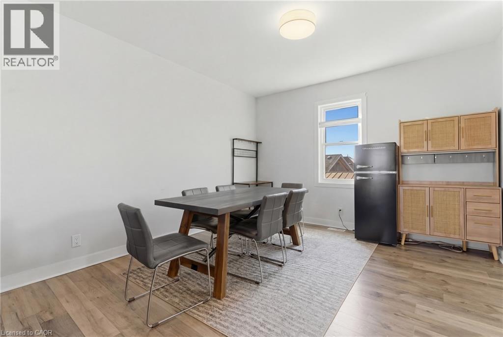 154 Niagara Falls Road, Thorold, Ontario  L2V 1H6 - Photo 14 - 40819676