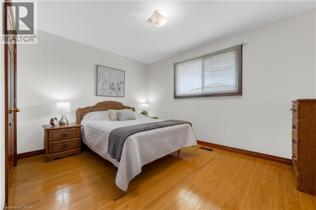 11 Forest Hill Crescent, Hamilton, Ontario  L8K 5V2 - Photo 15 - 40819197