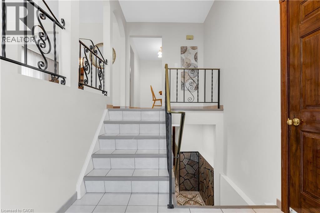 11 Forest Hill Crescent, Hamilton, Ontario  L8K 5V2 - Photo 22 - 40819197