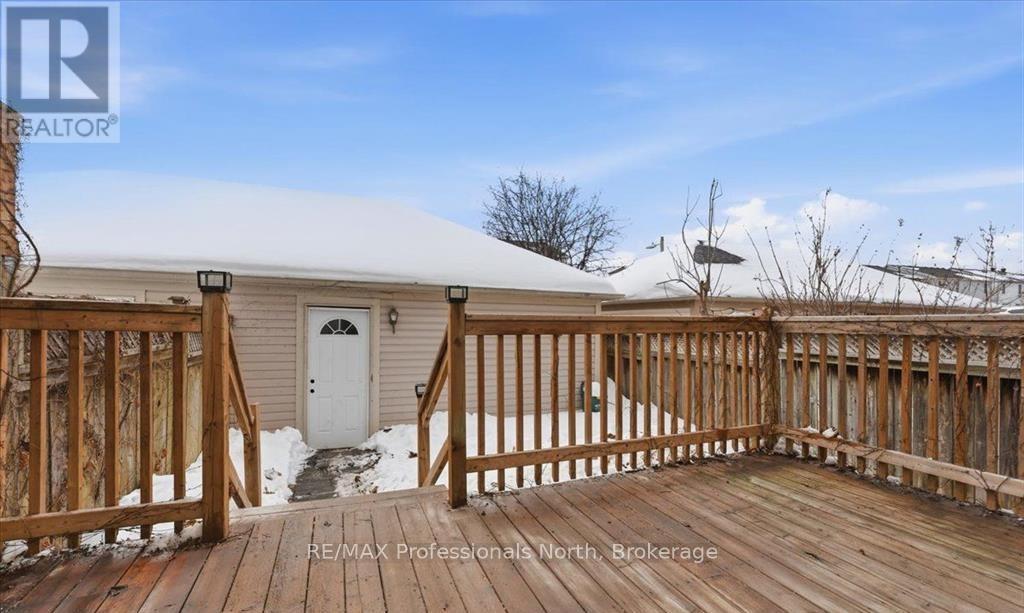 98 Roxton Road, Oakville, Ontario  L6H 6V4 - Photo 24 - W12984934