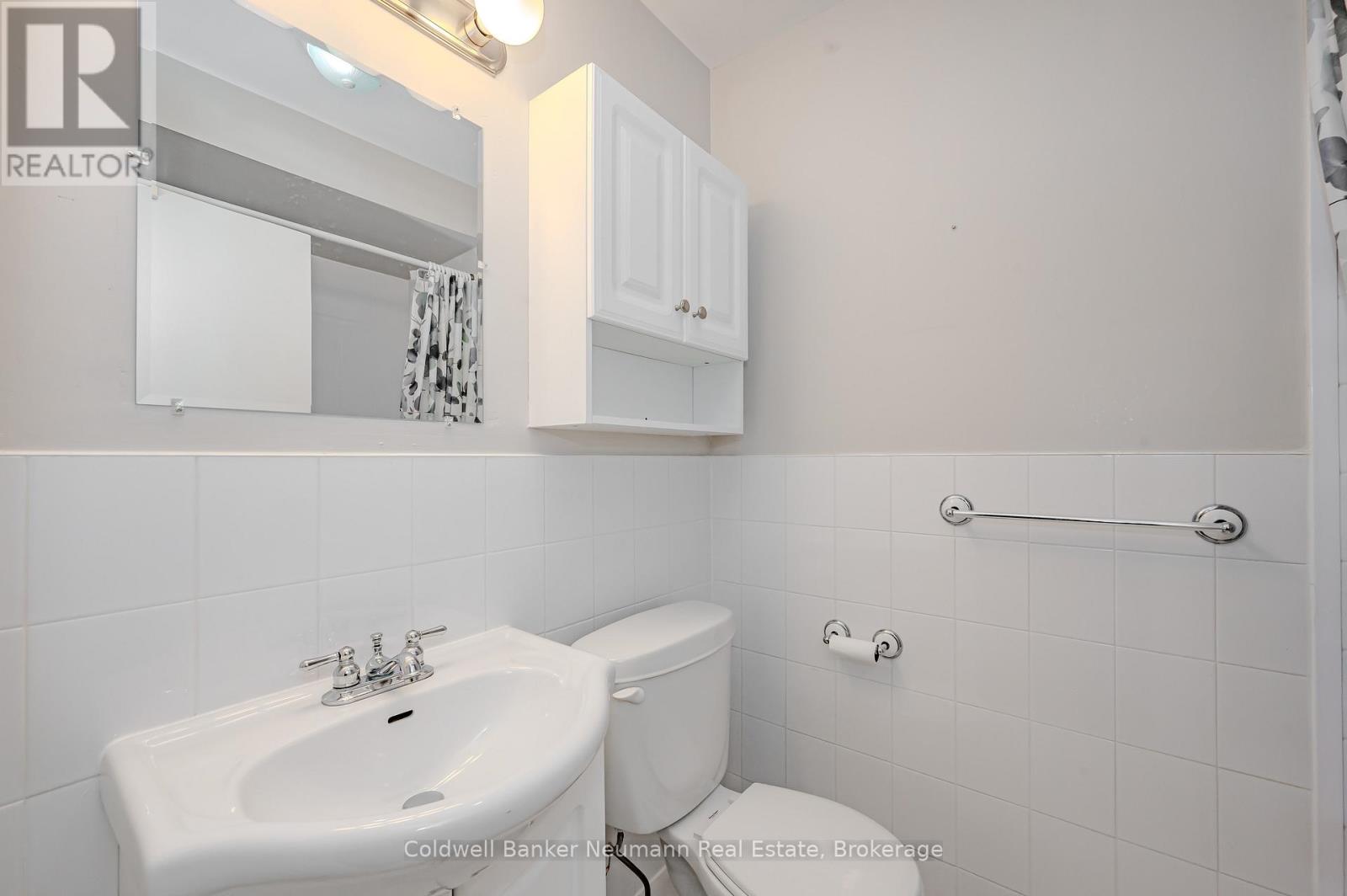 144 Princeton Drive, Hamilton, Ontario  L8T 1S8 - Photo 17 - X12984952