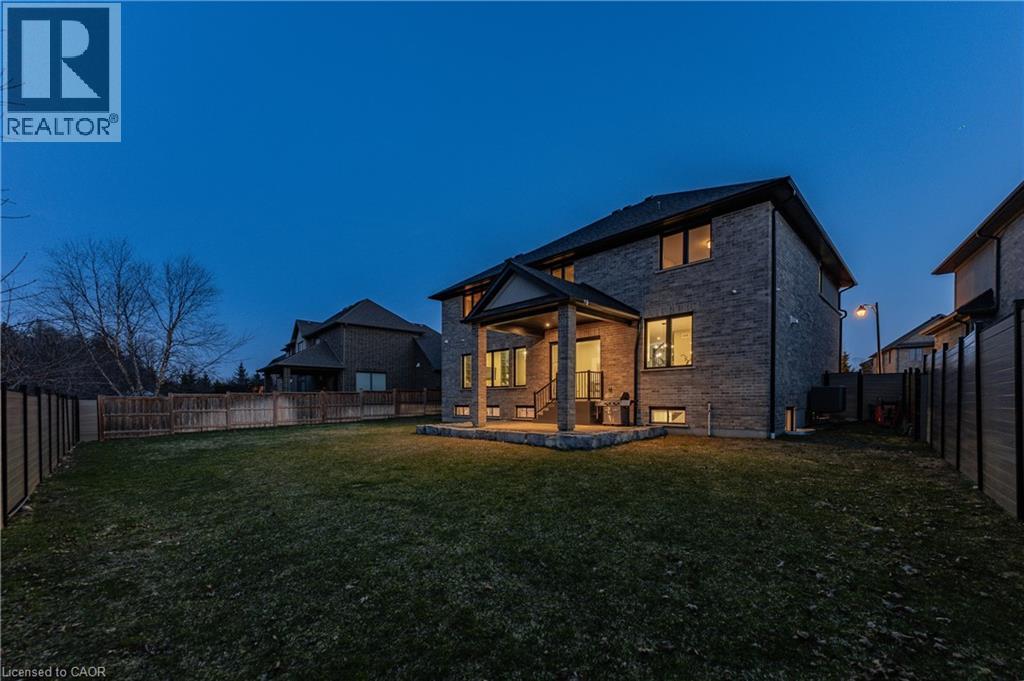 581 Manor Ridge Crescent, Waterloo, Ontario  N2K 0B4 - Photo 45 - 40819437