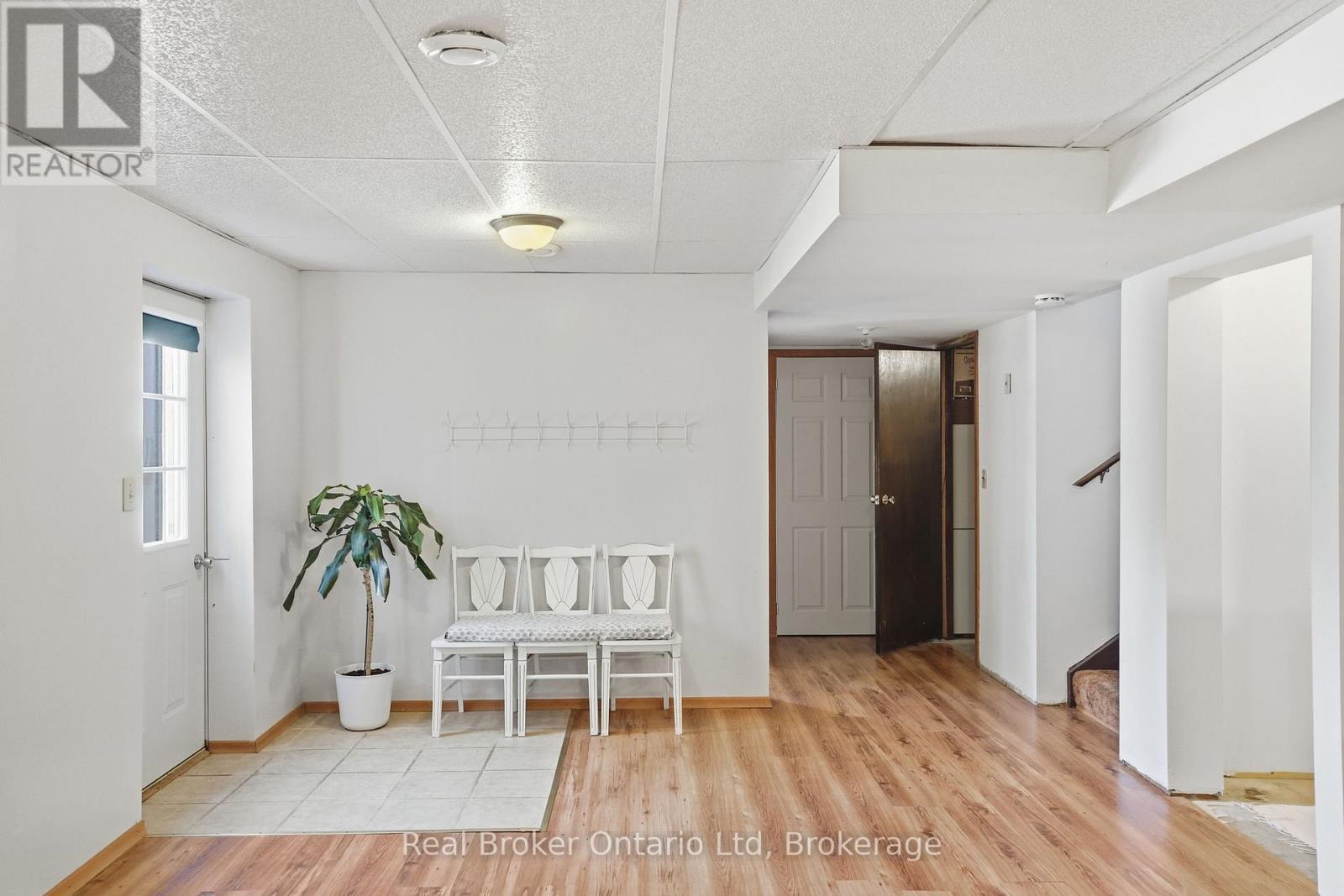 59 Grayview Drive, Grey Highlands, Ontario  N0C 1H0 - Photo 14 - X12985518