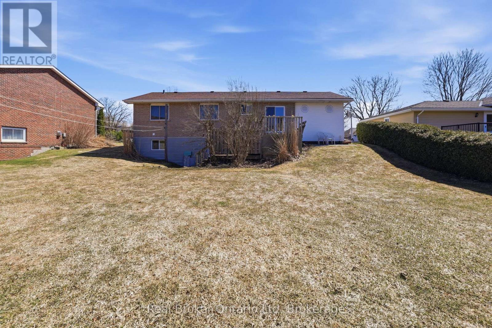 59 Grayview Drive, Grey Highlands, Ontario  N0C 1H0 - Photo 18 - X12985518