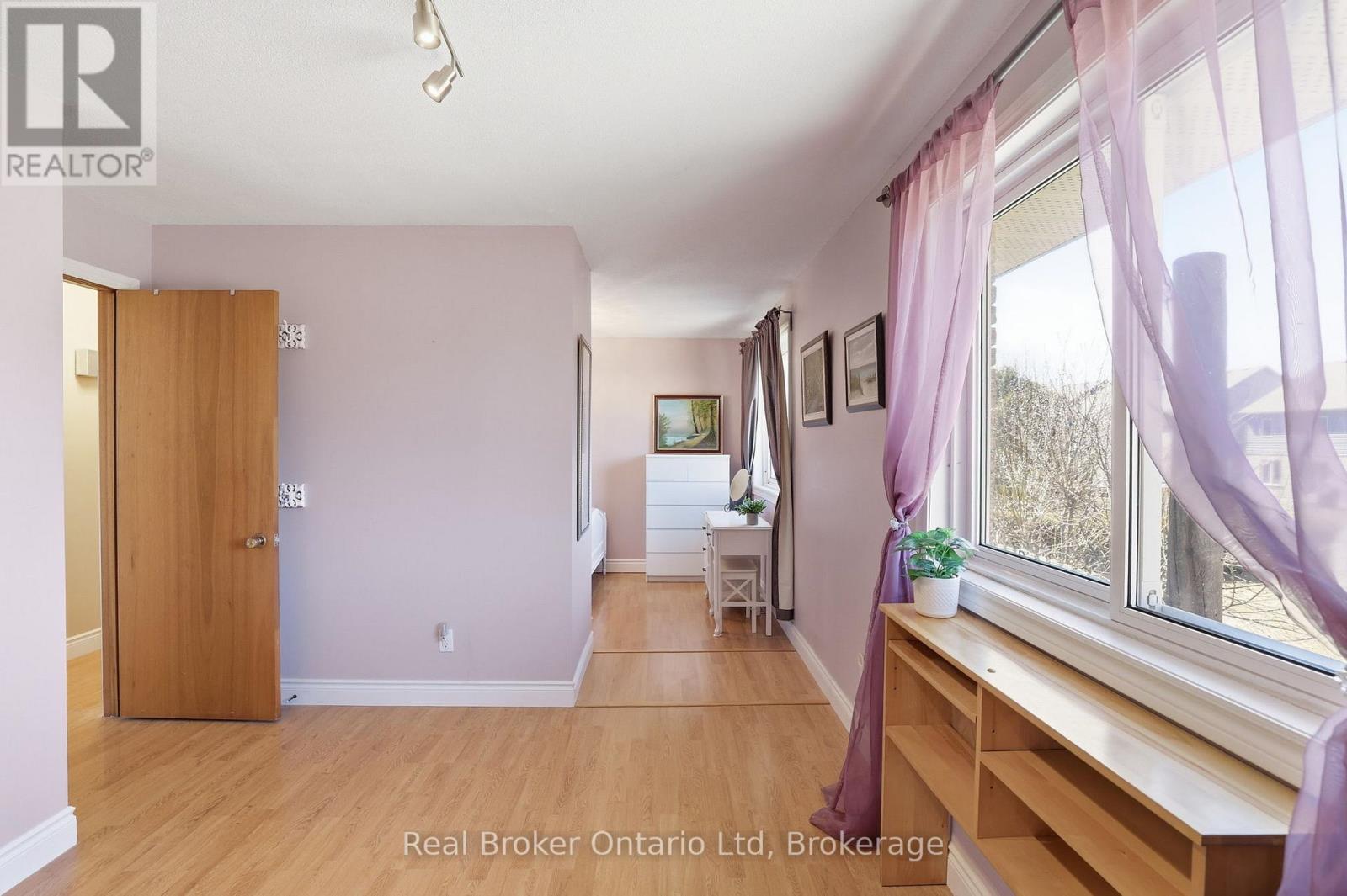 59 Grayview Drive, Grey Highlands, Ontario  N0C 1H0 - Photo 9 - X12985518