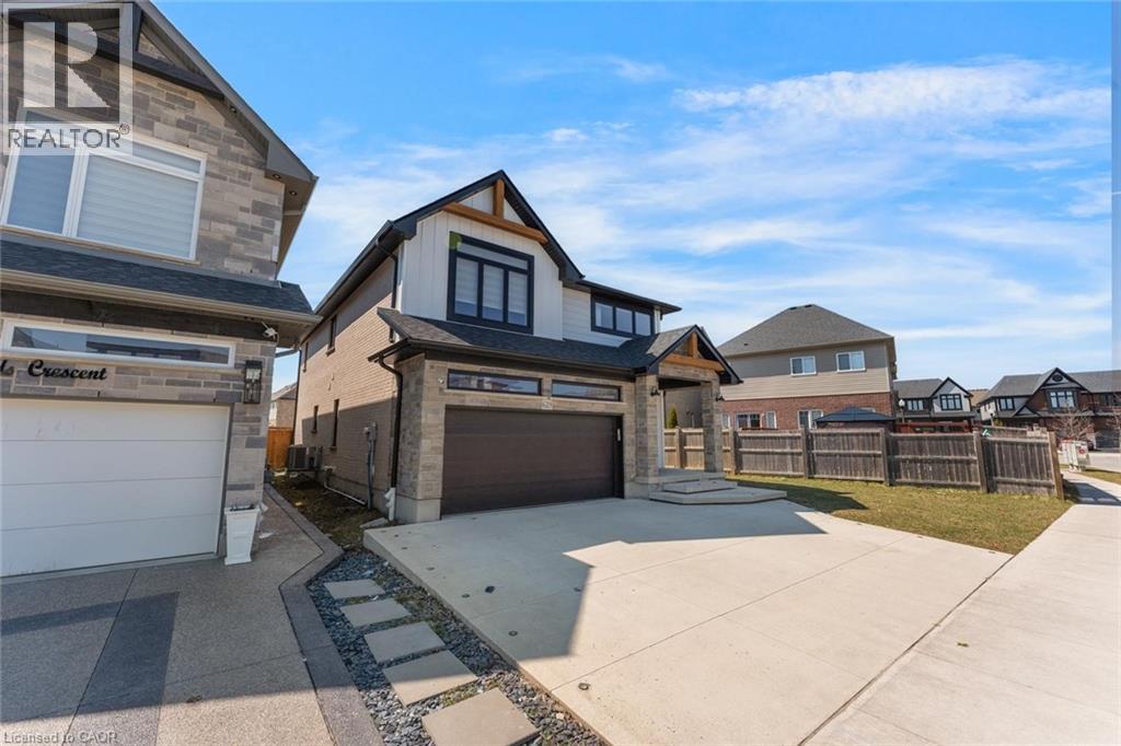 629 Doonwoods Crescent, Kitchener, Ontario  N2P 0E6 - Photo 2 - 40819806