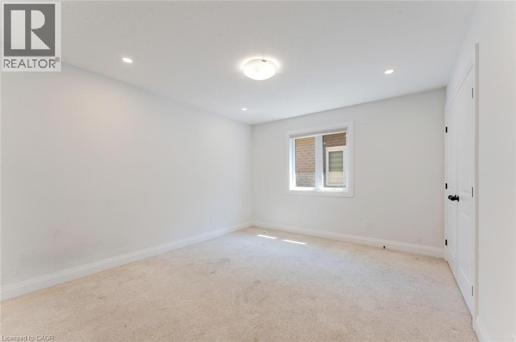 629 Doonwoods Crescent, Kitchener, Ontario  N2P 0E6 - Photo 32 - 40819806