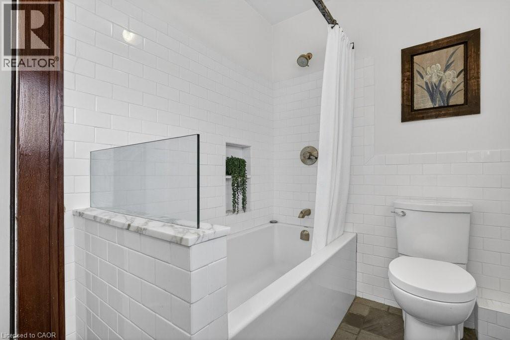 859 Queen's Boulevard, Kitchener, Ontario  N2M 1A6 - Photo 13 - 40817769