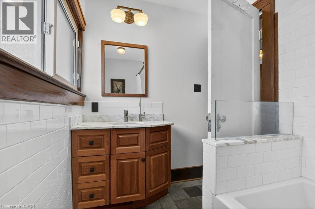 859 Queen's Boulevard, Kitchener, Ontario  N2M 1A6 - Photo 14 - 40817769