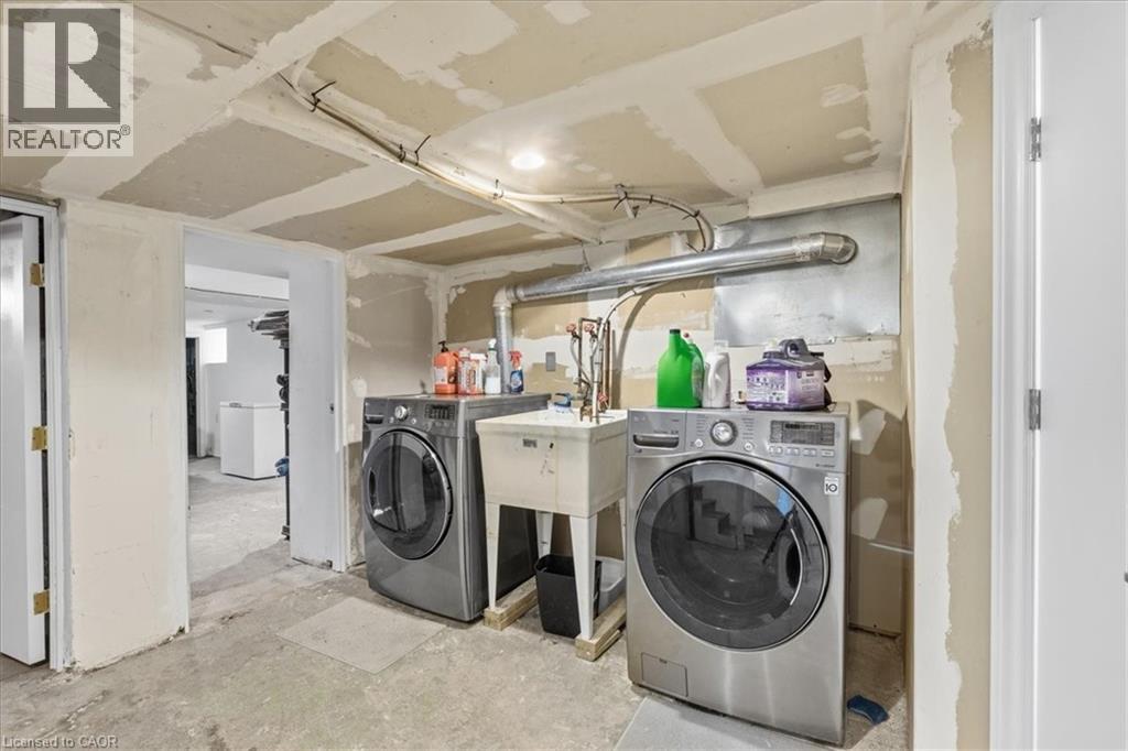 31 Bingeman Street, Kitchener, Ontario  N2H 2R7 - Photo 34 - 40815016