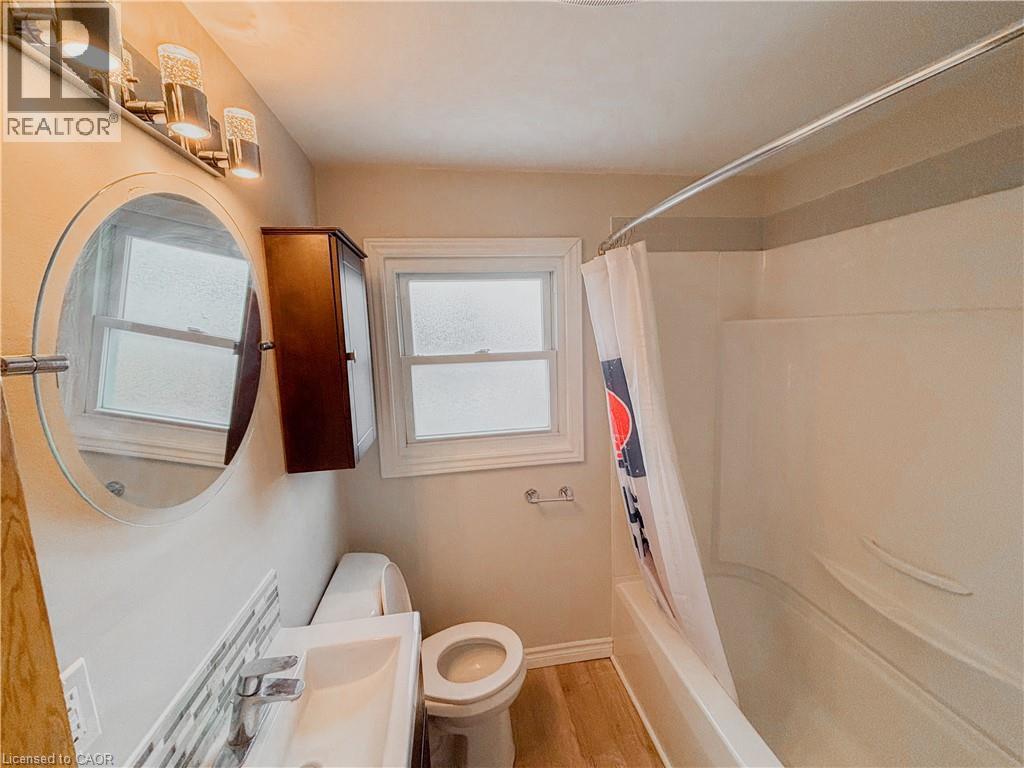 122 Weber Street S, Waterloo, Ontario  N2J 2A7 - Photo 13 - 40819830