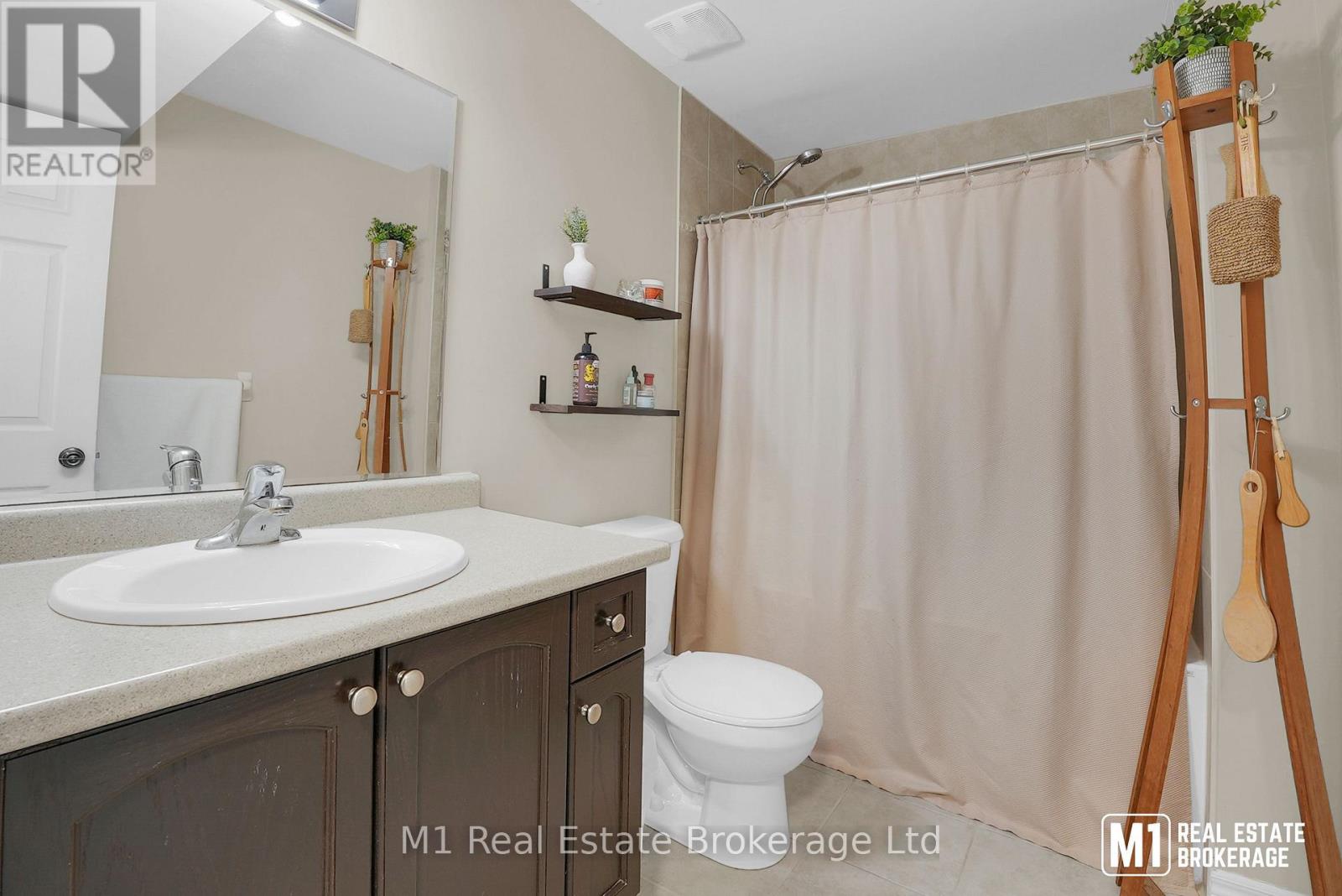 46b - 15 Carere Crescent, Guelph, Ontario  N1E 0K4 - Photo 20 - X12986342