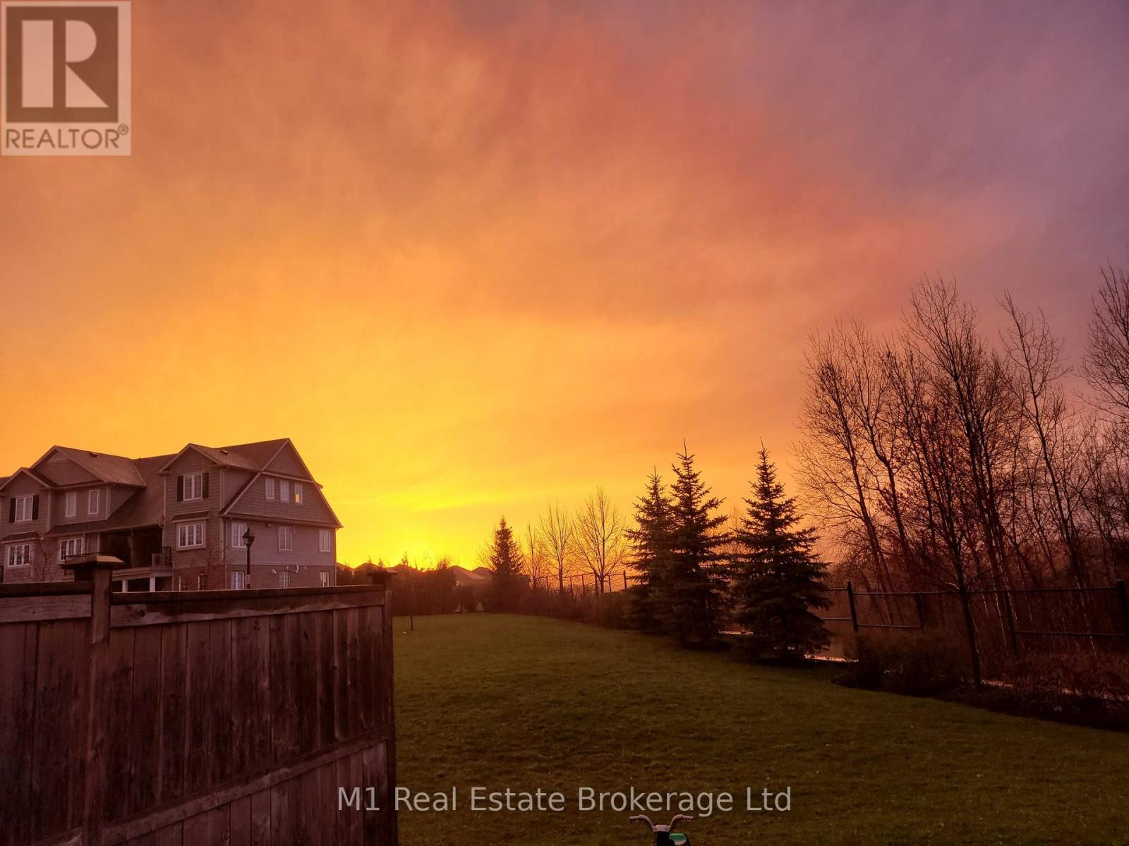 46b - 15 Carere Crescent, Guelph, Ontario  N1E 0K4 - Photo 44 - X12986342