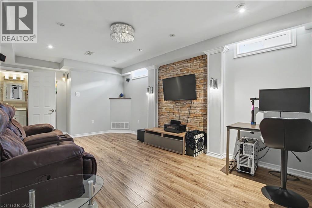 60 Postmaster Drive, Kitchener, Ontario  N2R 0J2 - Photo 32 - 40819885