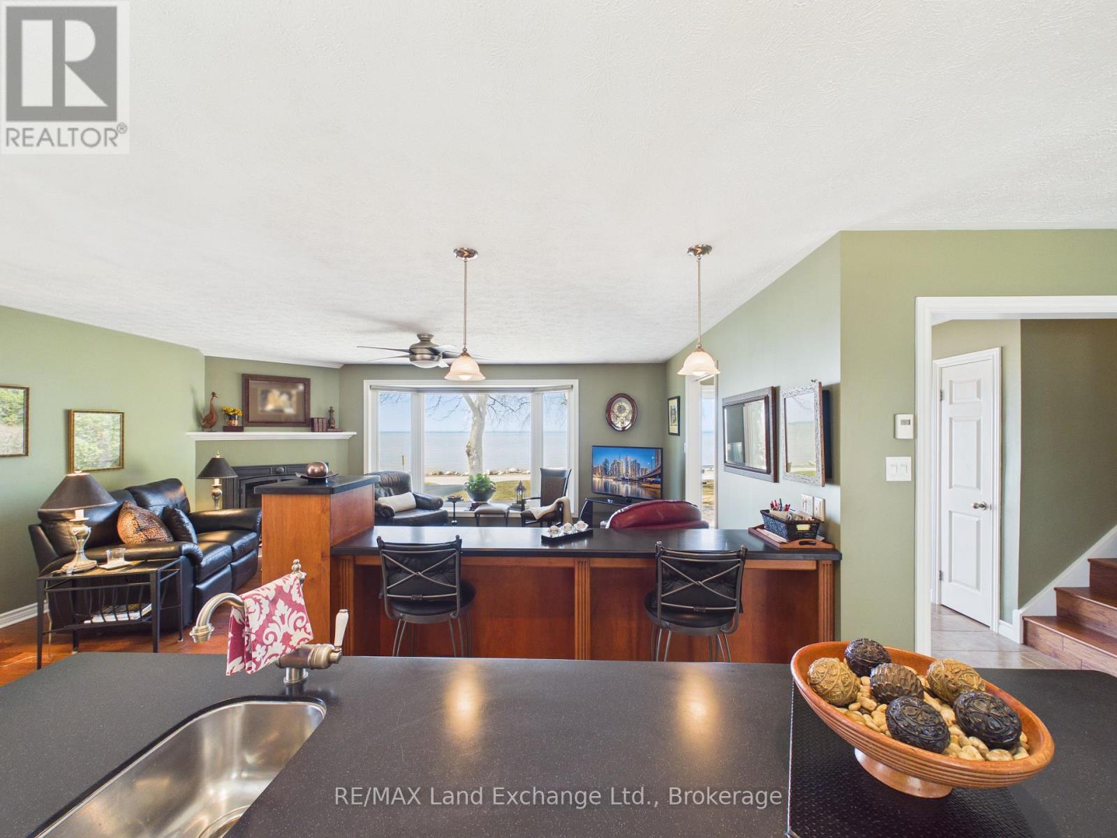 167 Goderich Street, Kincardine, Ontario  N2Z 2K6 - Photo 9 - X12986424