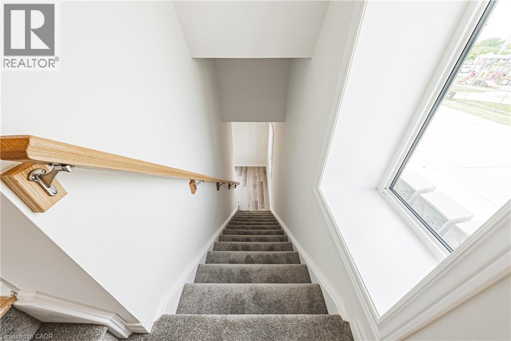 9b Bingham Road, Hamilton, Ontario  L8H 0B5 - Photo 25 - 40819531