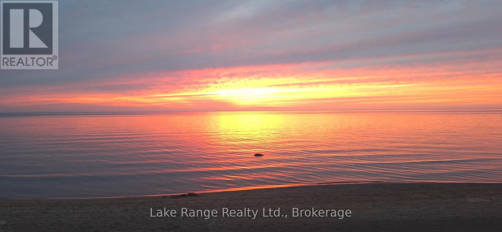 124 Bruce Beach Road, Huron-Kinloss, Ontario  N2Z 2X3 - Photo 11 - X12988684