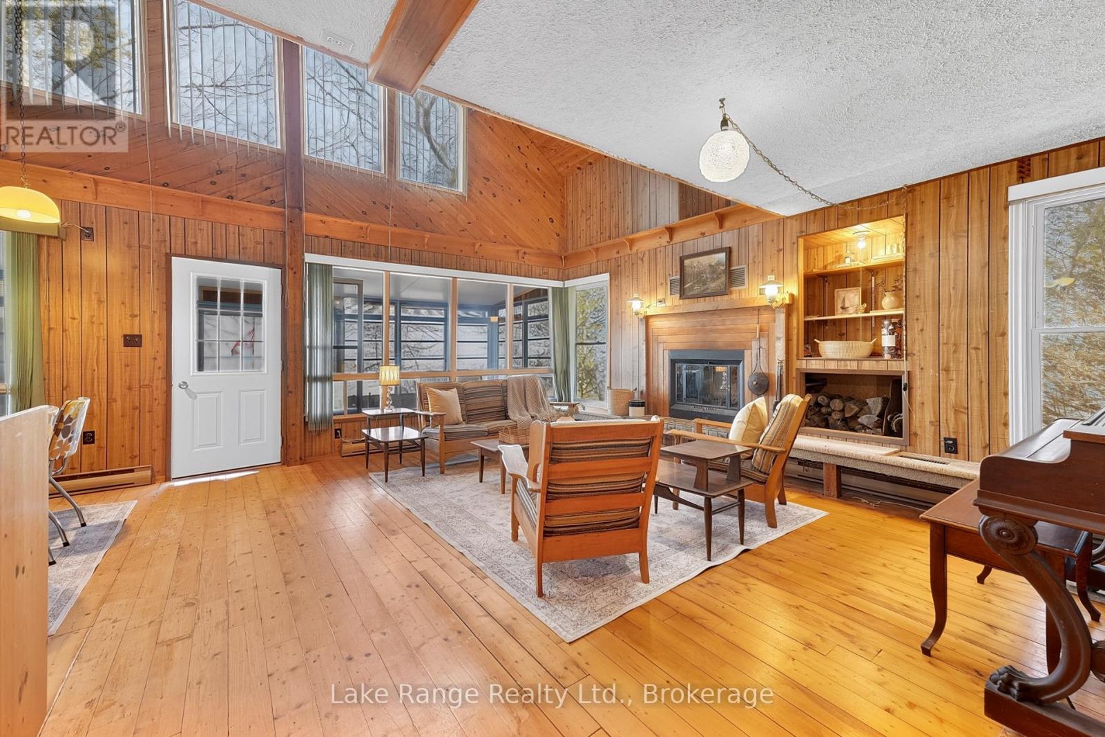 124 Bruce Beach Road, Huron-Kinloss, Ontario  N2Z 2X3 - Photo 15 - X12988684