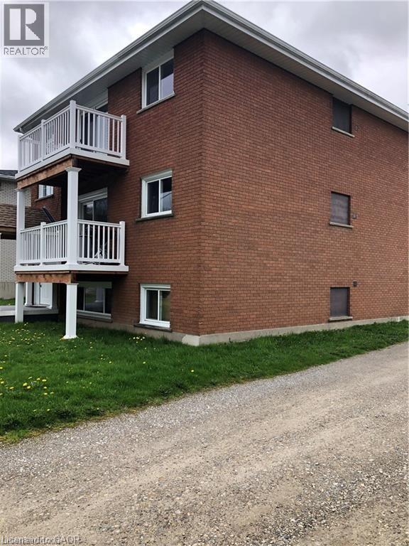 29 Pontiac Street Unit# Upper, Brantford, Ontario  N3S 2A6 - Photo 2 - 40820003