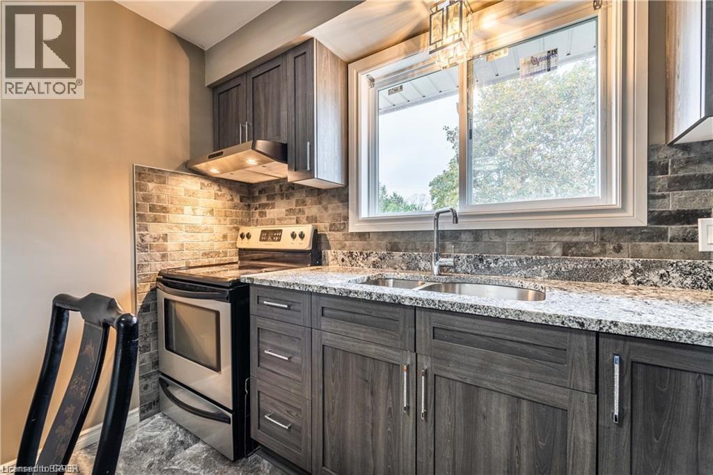 29 Pontiac Street Unit# Upper, Brantford, Ontario  N3S 2A6 - Photo 8 - 40820003