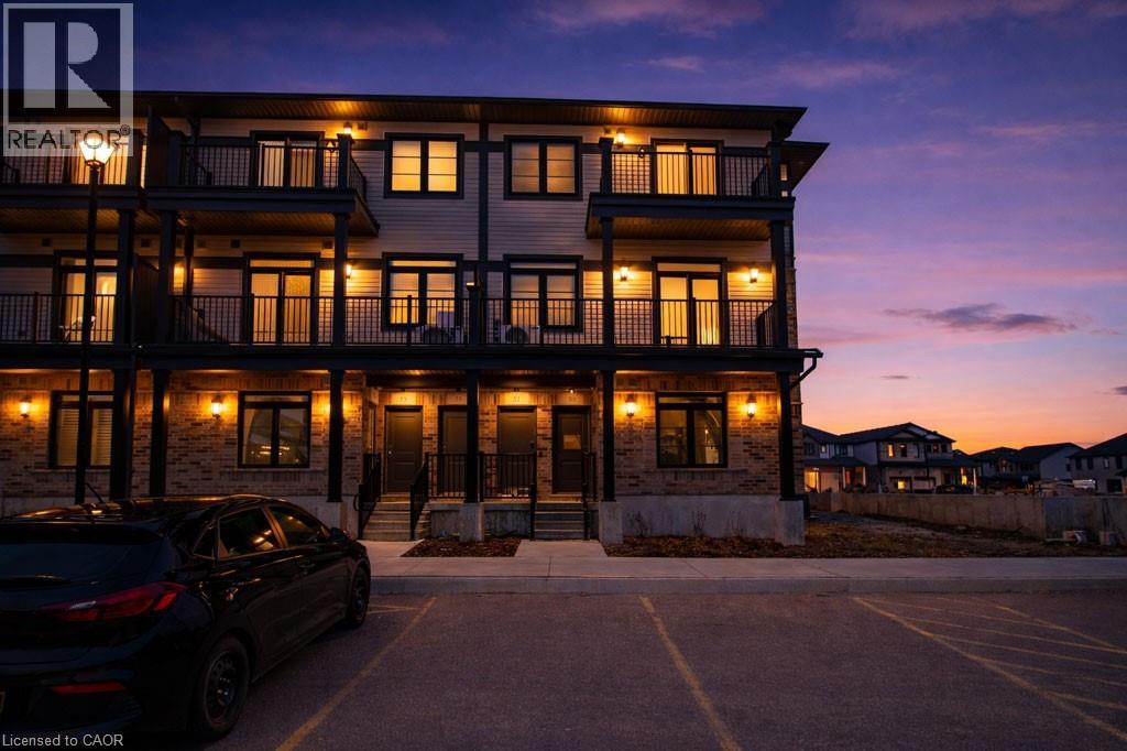 53 LOMOND Lane, Kitchener, Ontario