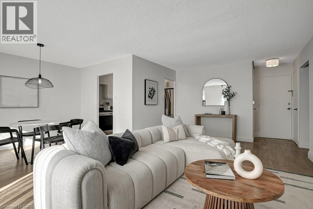 1100 COURTLAND Avenue E Unit# 107, Kitchener, Ontario