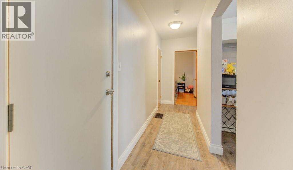 109 Eton Drive, Kitchener, Ontario  N2B 1N1 - Photo 34 - 40820033