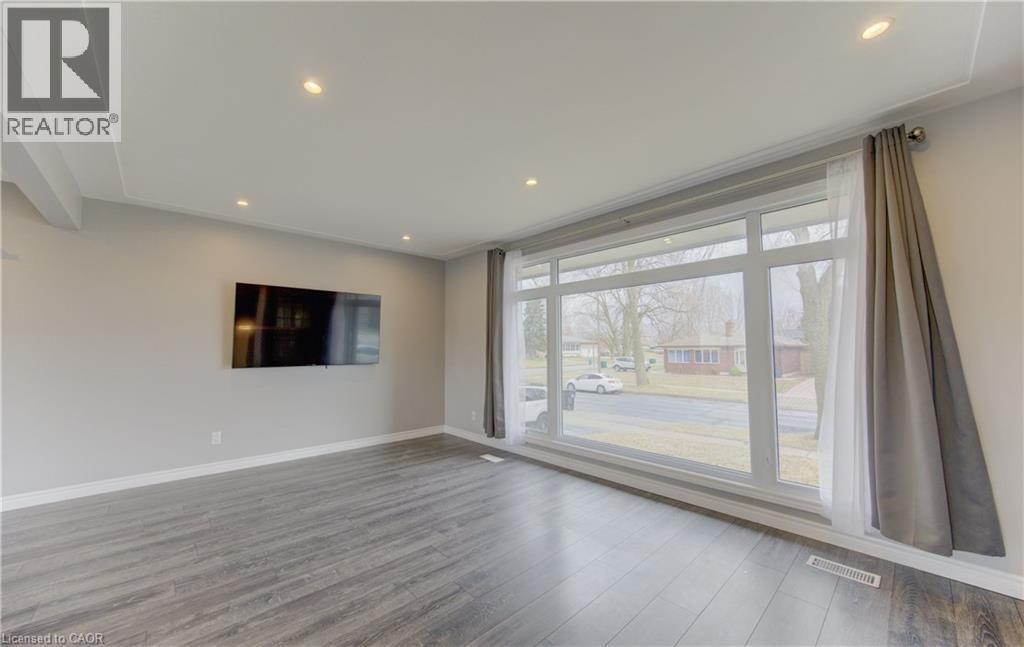 96 Gibson Drive, Kitchener, Ontario  N2B 2P4 - Photo 9 - 40819901