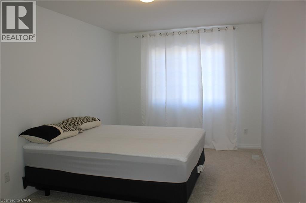 135 Hardcastle Drive Unit# 18, Cambridge, Ontario  N1S 0B6 - Photo 10 - 40820042