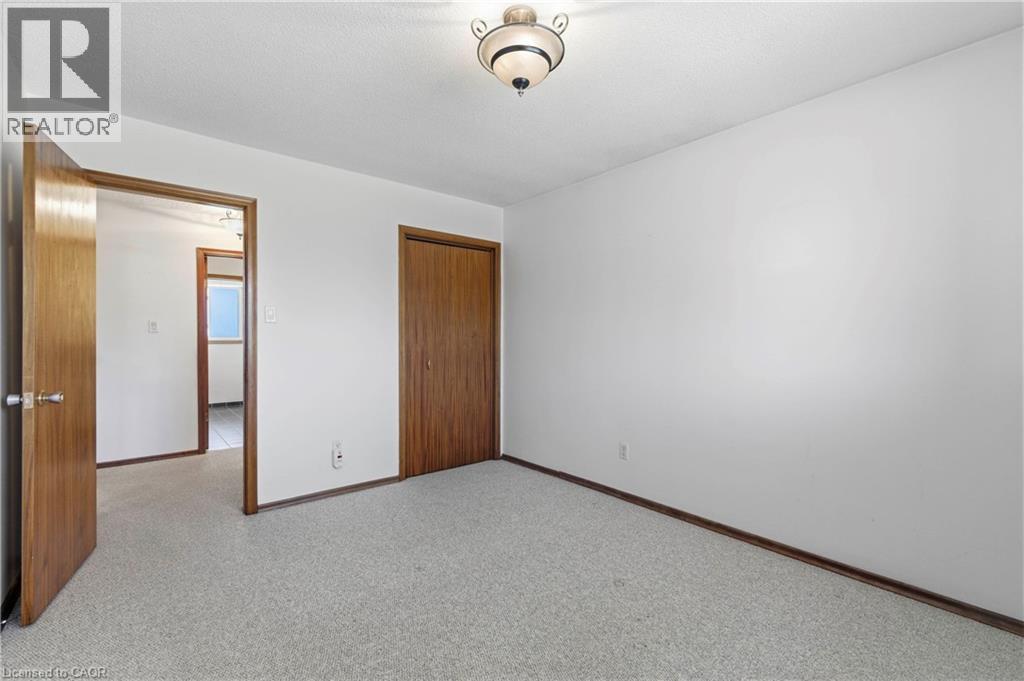 7 Lichty Crescent, Kitchener, Ontario  N2B 2Z5 - Photo 36 - 40789664