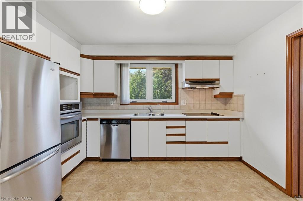 7 Lichty Crescent, Kitchener, Ontario  N2B 2Z5 - Photo 8 - 40789664