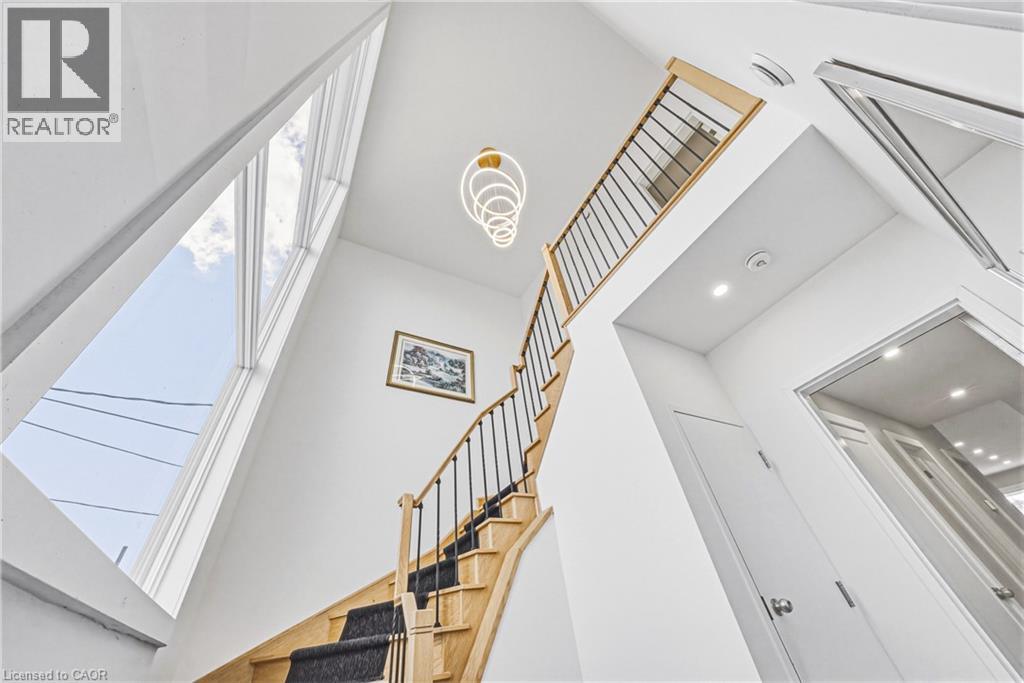 68 Vansitmart Avenue, Hamilton, Ontario  L8H 3A5 - Photo 6 - 40819889