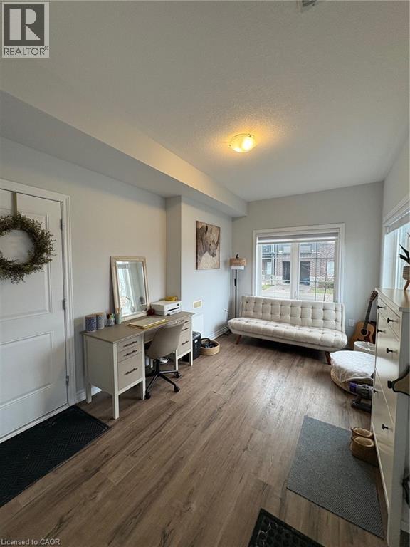 124 Compass Trail Unit# 84, Cambridge, Ontario  N3E 0E3 - Photo 3 - 40820162