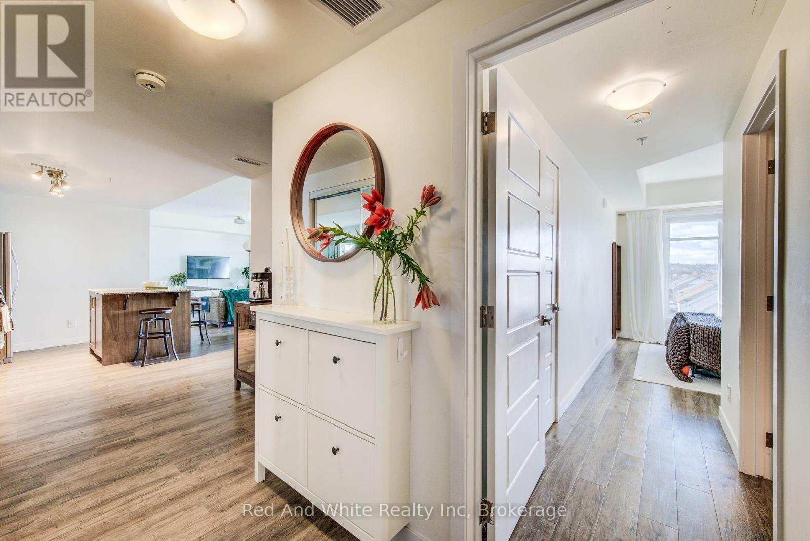 407 - 175 Commonwealth Street, Kitchener, Ontario  N2E 0H4 - Photo 4 - X12991418