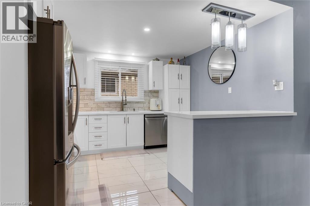 51 Independence Drive, Hamilton, Ontario  L8W 3C3 - Photo 9 - 40820140