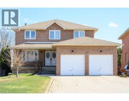 27 TRIESTE Place, Hamilton, Ontario