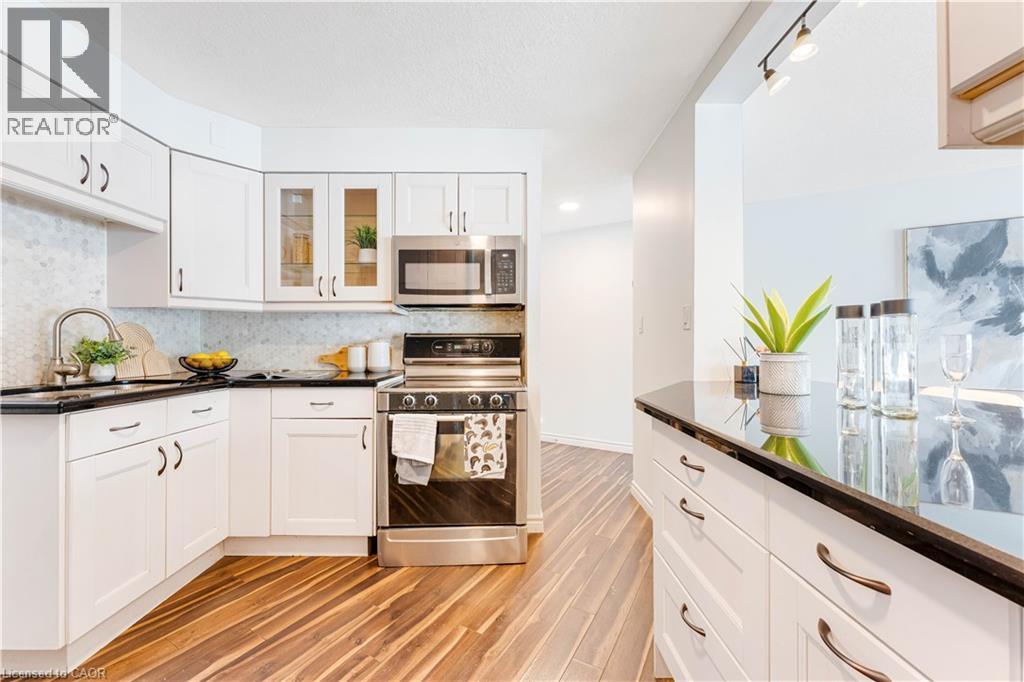 250 Glenridge Drive Unit# 102, Waterloo, Ontario  N2J 4H8 - Photo 5 - 40819602