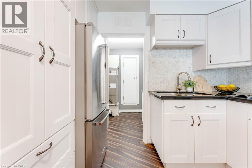 250 Glenridge Drive Unit# 102, Waterloo, Ontario  N2J 4H8 - Photo 7 - 40819602