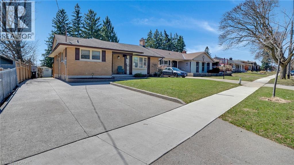 159 Elkington Drive, Kitchener, Ontario  N2B 1S1 - Photo 3 - 40818591