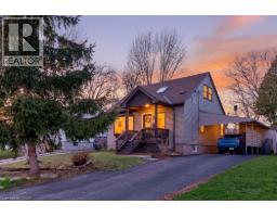 9 MORTON Avenue, Dundas, Ontario