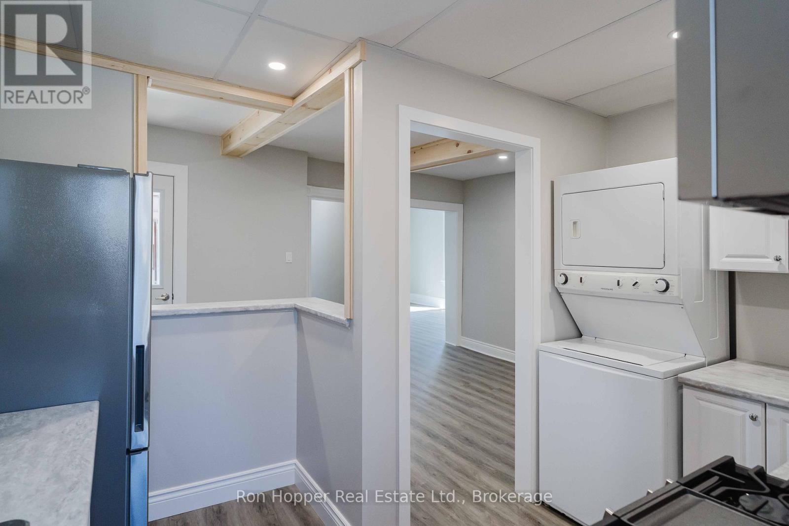 682 7th St A East Street, Owen Sound, Ontario  N4K 1K5 - Photo 12 - X12992270