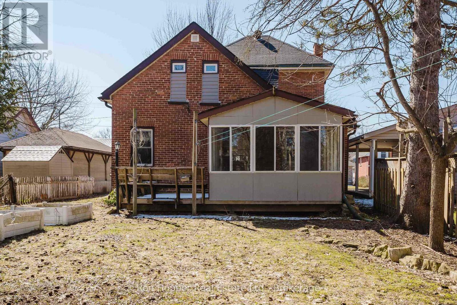 682 7th St A East Street, Owen Sound, Ontario  N4K 1K5 - Photo 2 - X12992270