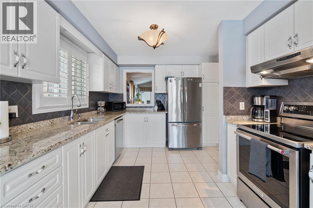 51 Redtail Crescent, Hamilton, Ontario  L9B 2R5 - Photo 10 - 40820312