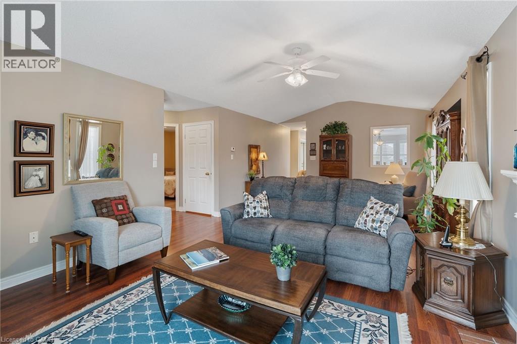 51 Redtail Crescent, Hamilton, Ontario  L9B 2R5 - Photo 21 - 40820312