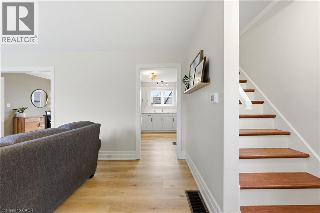 61 Abigail Avenue, Brantford, Ontario  N3R 4S2 - Photo 8 - 40820130