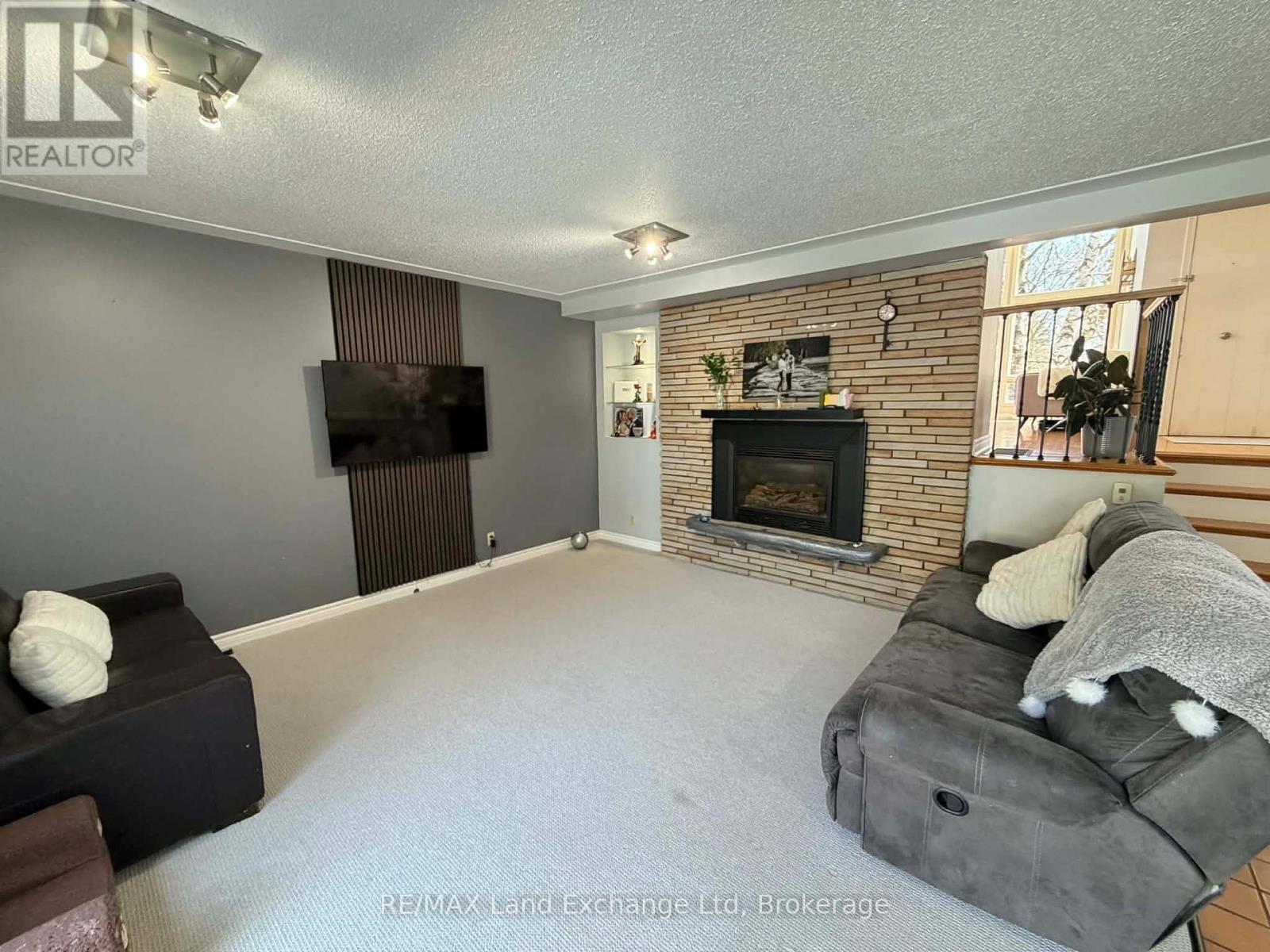 320 Summit Drive, North Huron, Ontario  N0G 2W0 - Photo 12 - X12992616